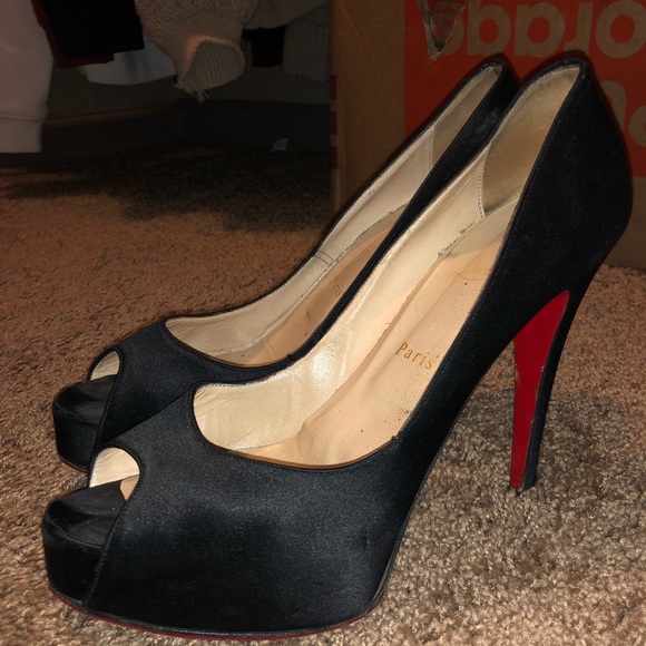 used christian louboutin heels